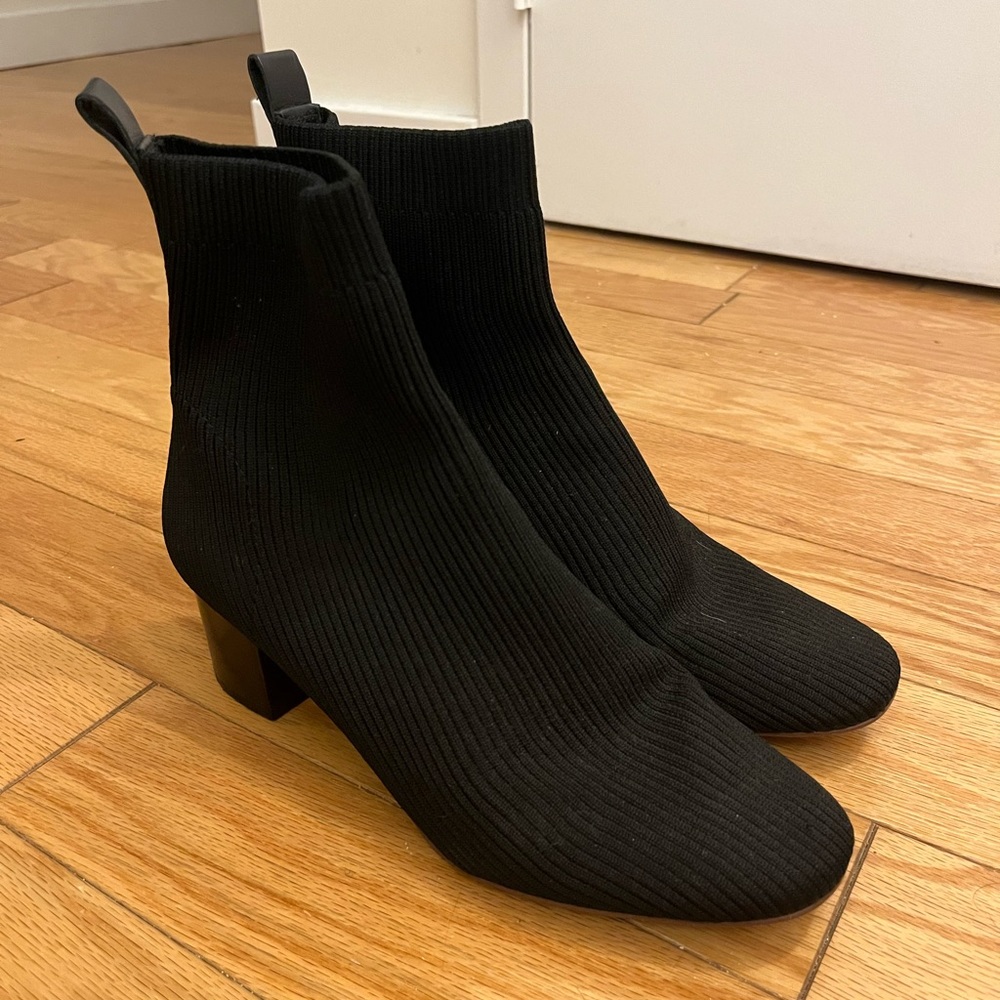 Everlane The Glove Boot (Black)